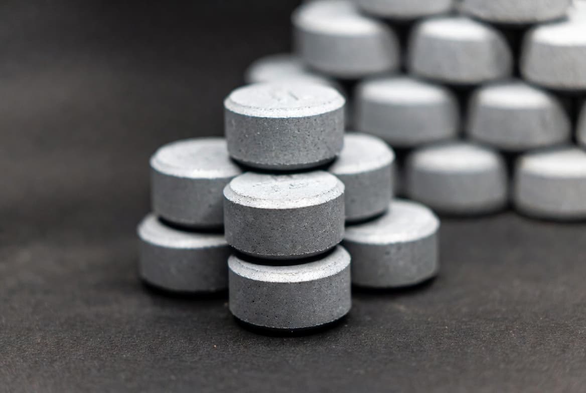 Degasser tablets
